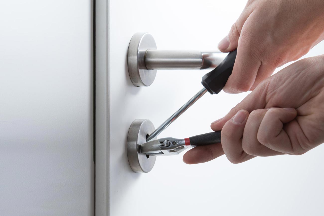 The Expert Guide to Finding the Best Locksmith for Your Needs