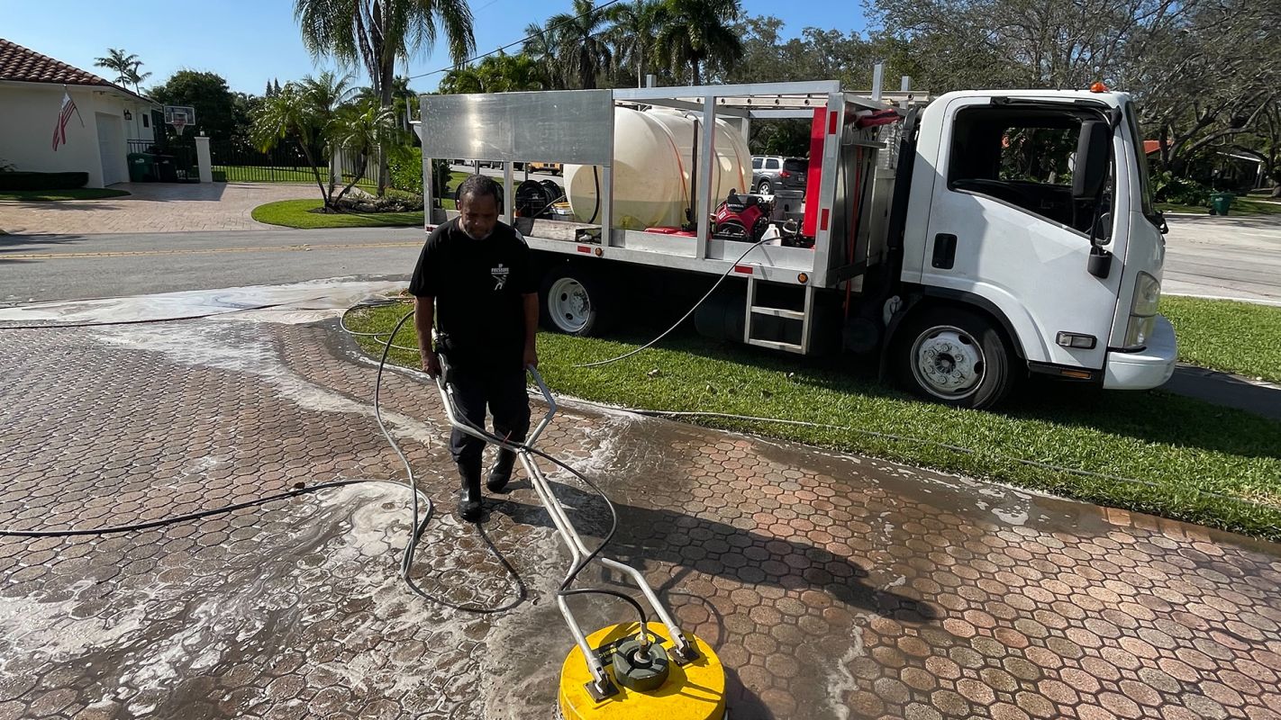 Driveway Pressure Washing Cost that You Can Afford Weston, FL