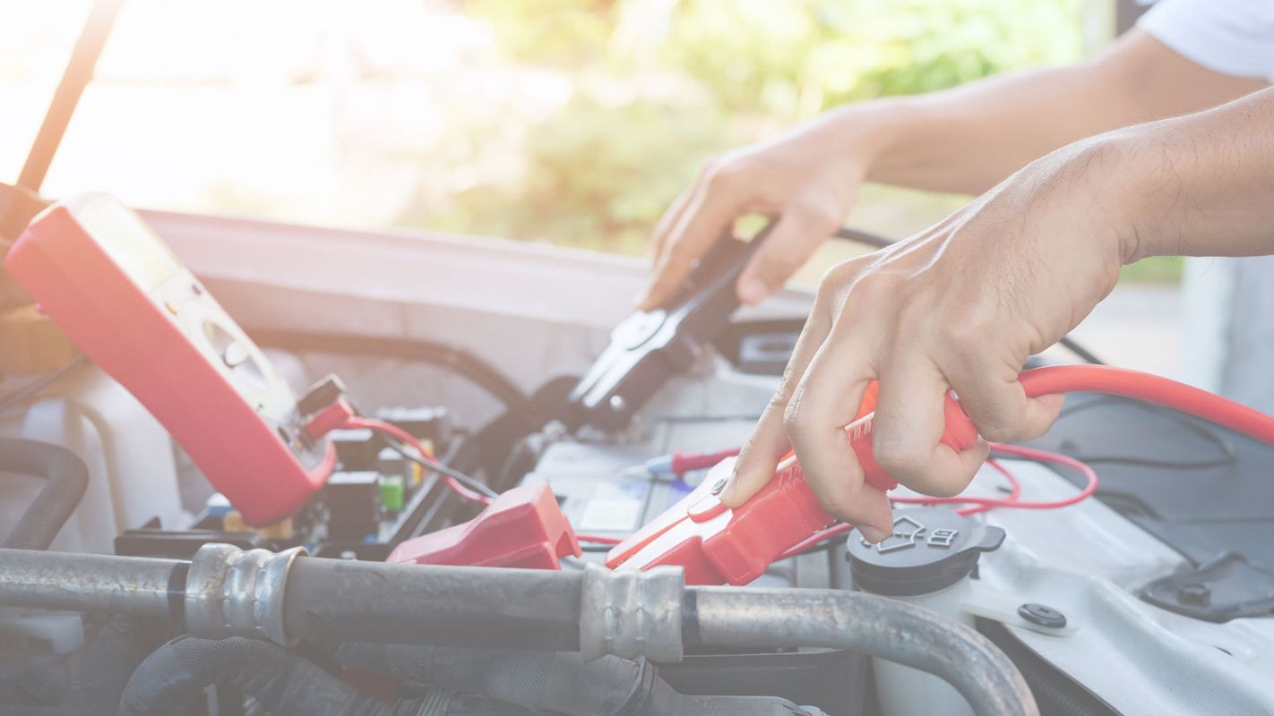 Let the Heart of Your Car Beat with Emergency Jumpstart Service