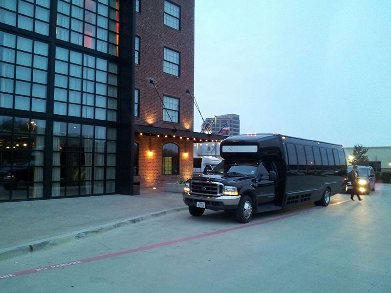 Best Party Bus Services Near Me Dallas TX