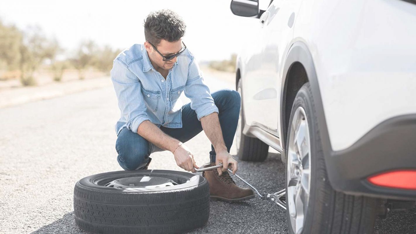 Get the Most Reliable and Fast Tire Change Services