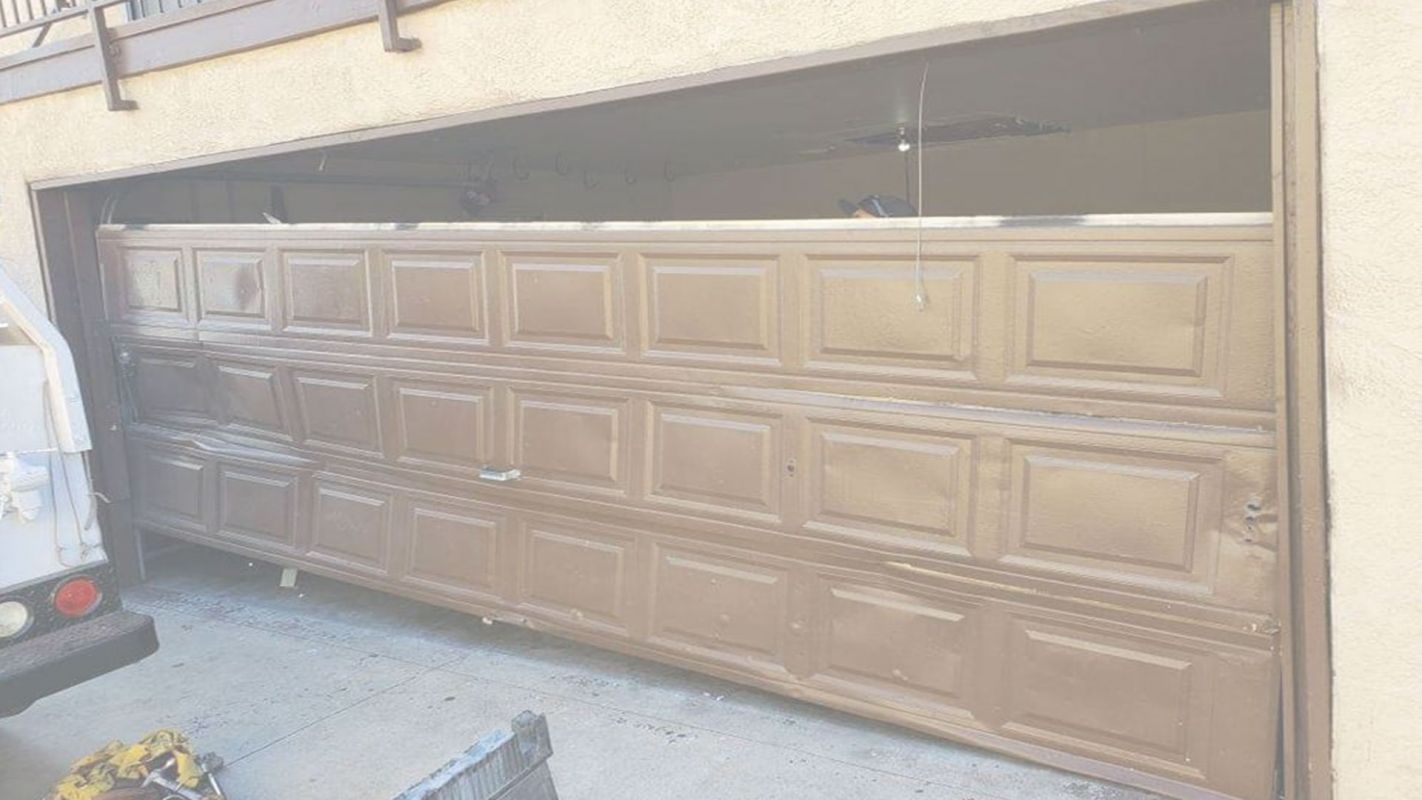 This is the Garage Door Repair Company You Were Looking For! Irvine, CA