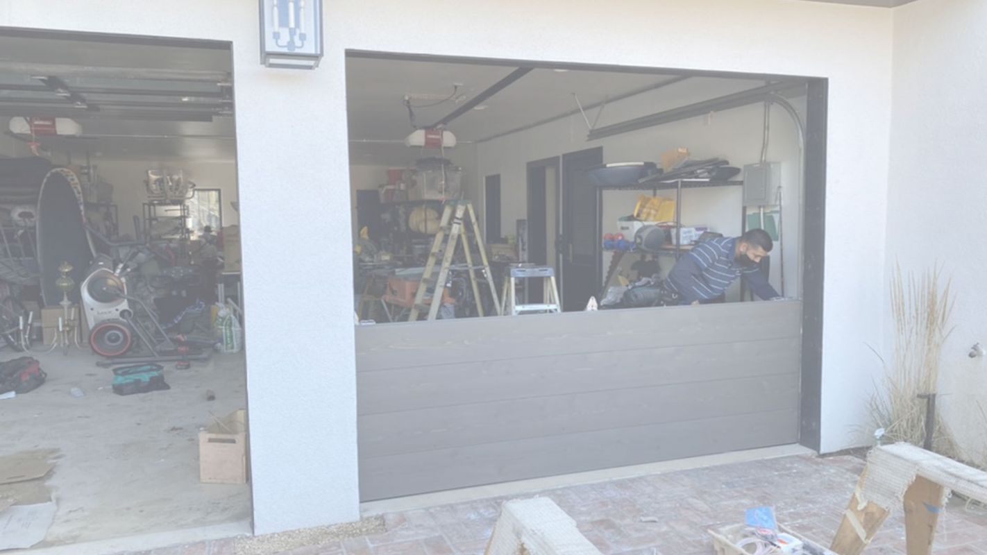 Top Garage Door Installation in Aliso Viejo, CA