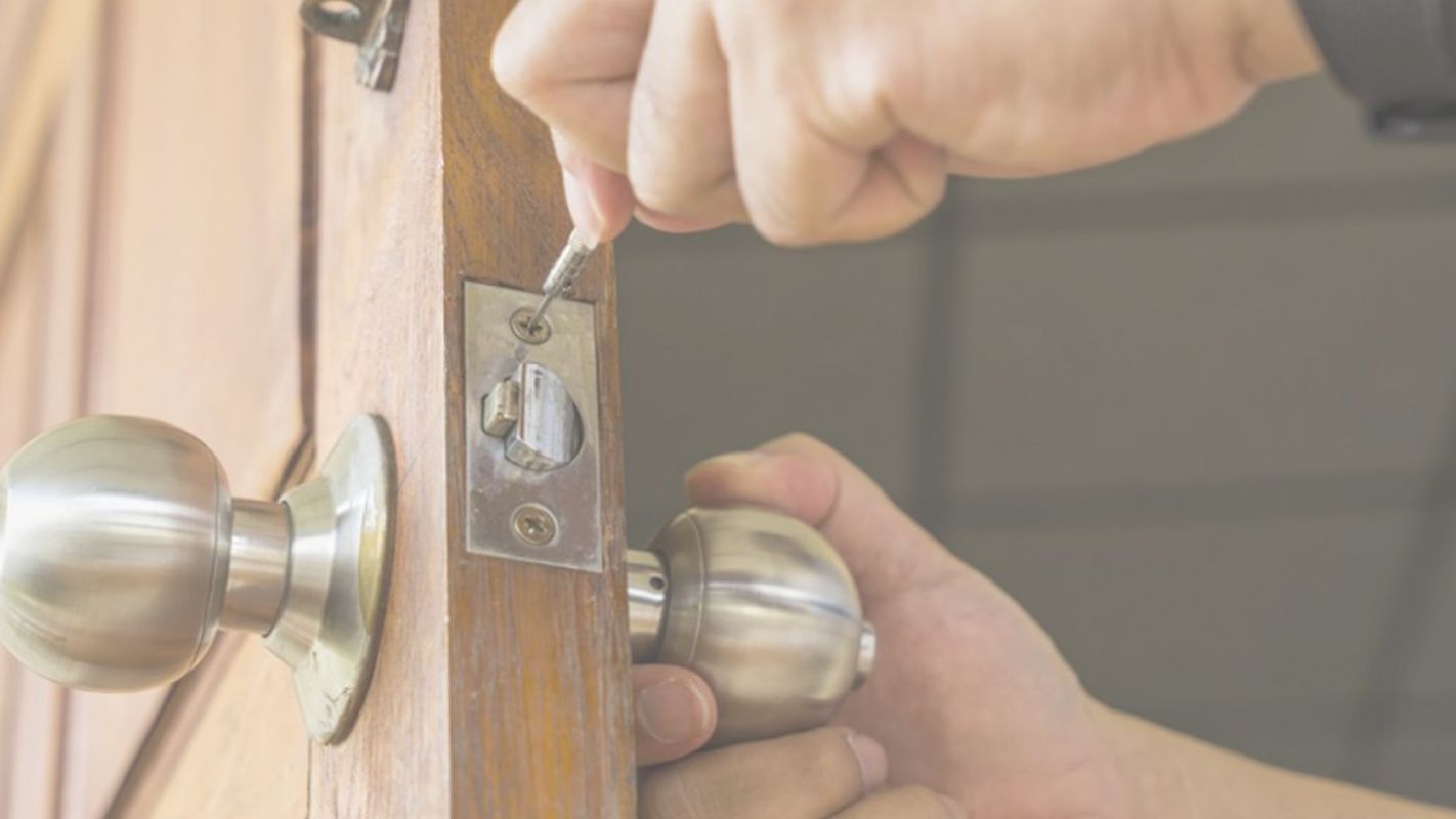 Hire Top Professional Locksmith Company Deerfield Beach, FL