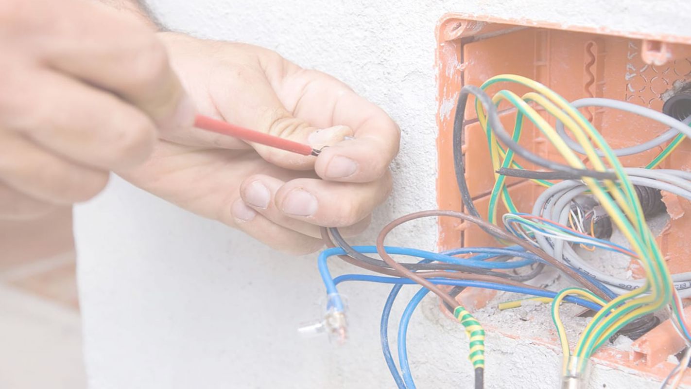 Speedy & Reliable Electrical Wiring Service Ruskin, FL