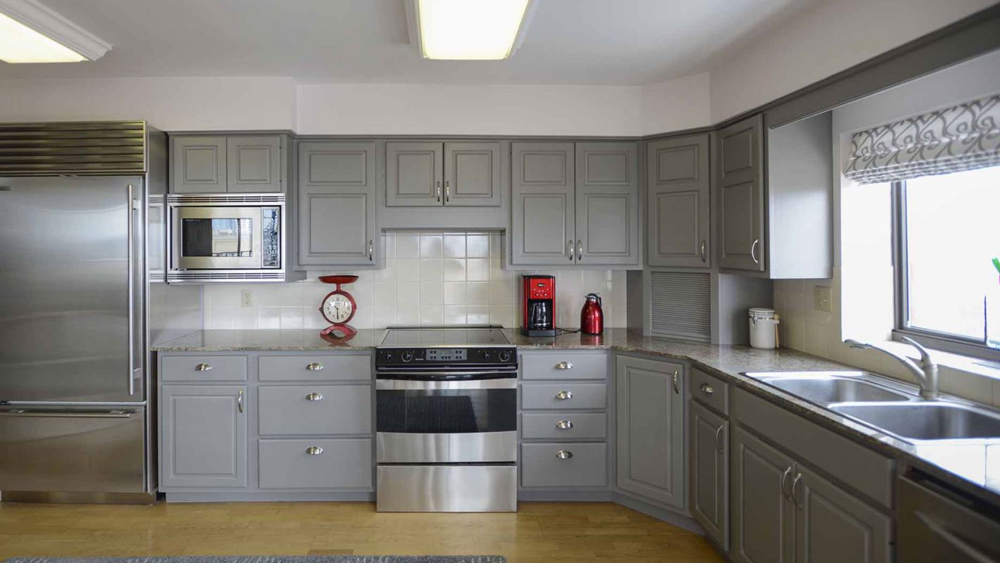 Hire Top Kitchen Cabinet Painting Contractor