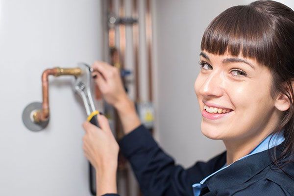 Affordable Handywoman at Your Service Culver City, CA