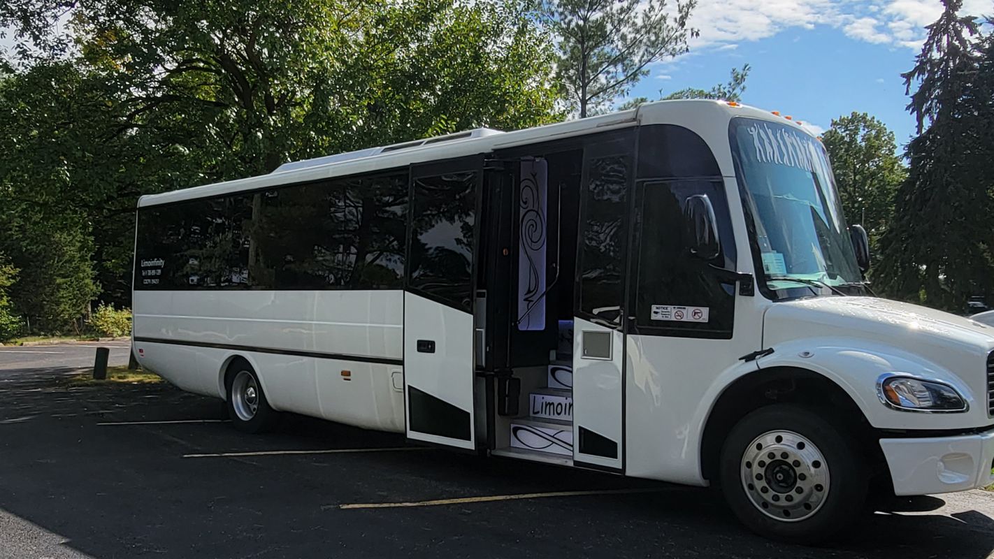 Party Bus Rental Services – Hit All the Hot Spots Arlington Heights, IL