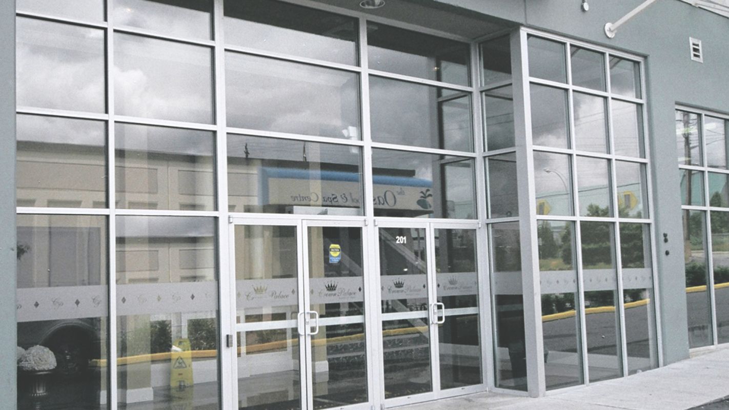 Appeal Your Clientele with Quality Commercial Door Front Hollywood Park, TX