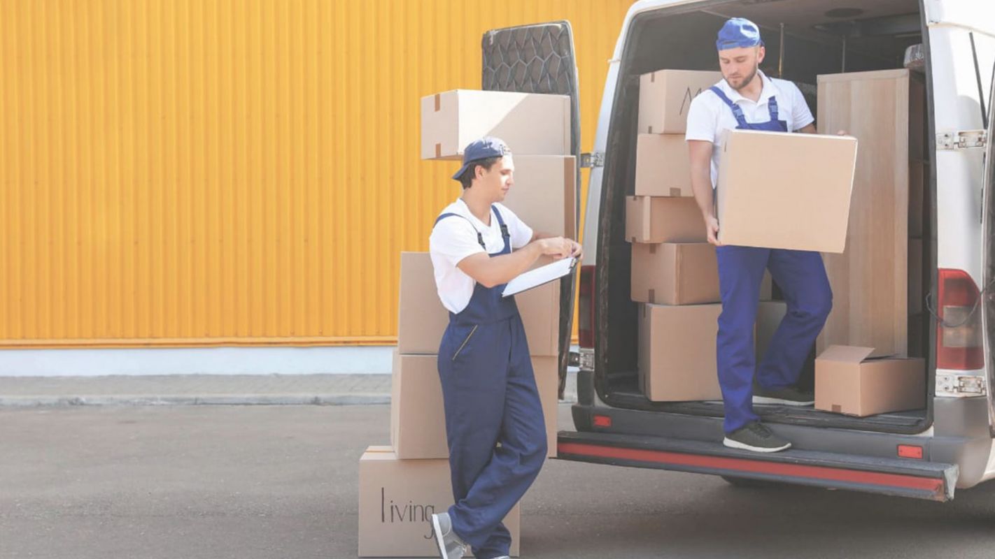 Charging Easily Affordable Moving Services Cost Riverside, CT