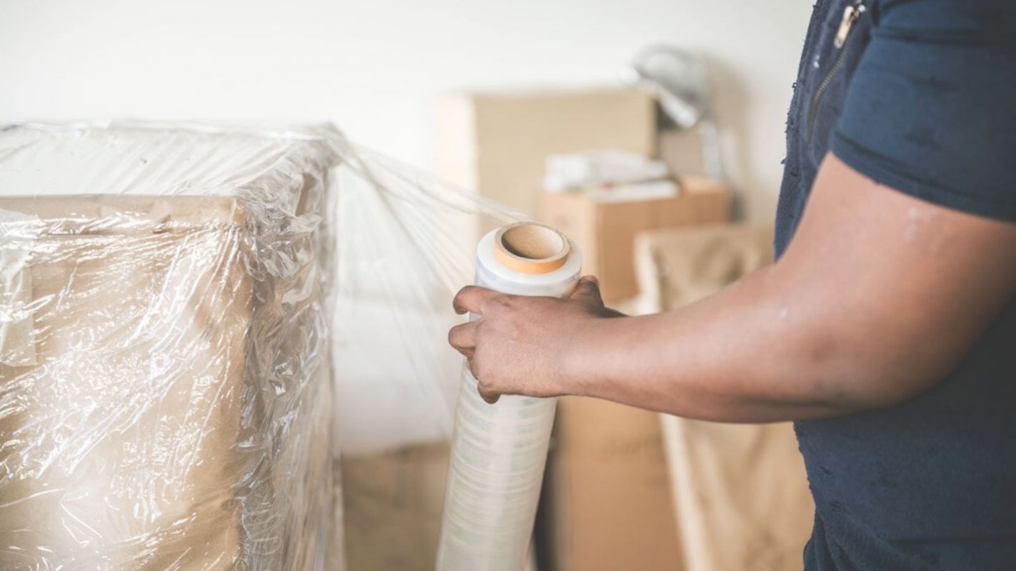 Handle Your Stuff with Care by Our Professional Packers Jersey City, NJ