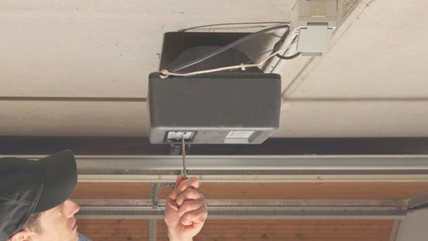 Garage Door Opener Service at Your Doorstep The Woodlands, TX