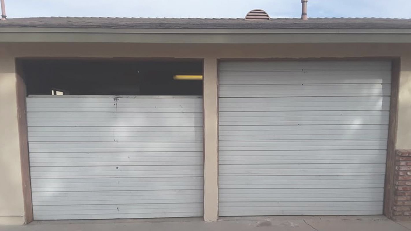 Affordable Garage Door Repair in Town Montgomery, TX