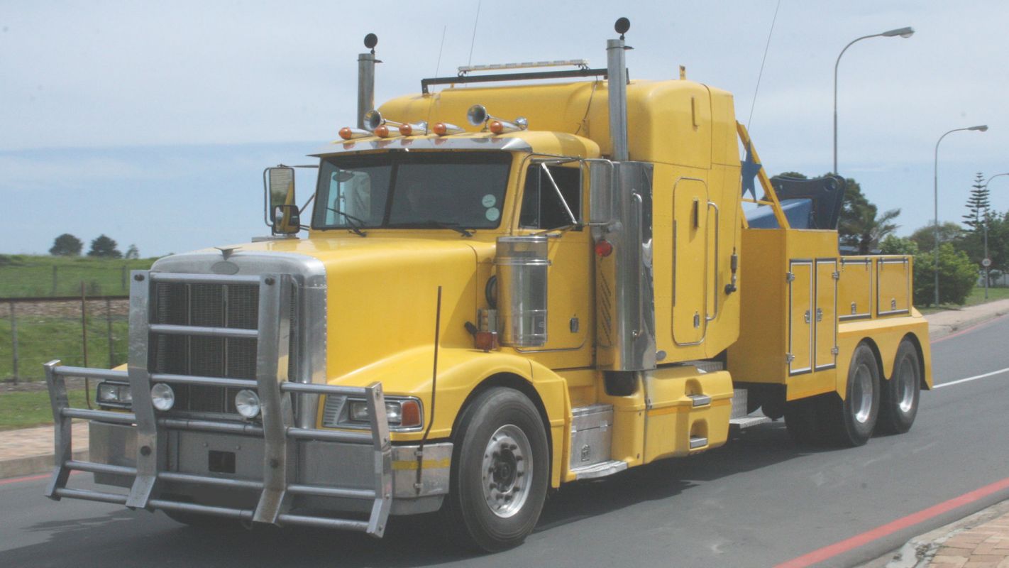 Hire Pros for Tractor Trailer Towing Service Commerce City, CO