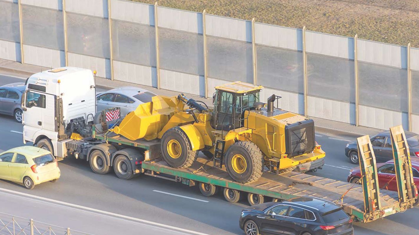 What is Construction Equipment Towing? Commerce City, CO