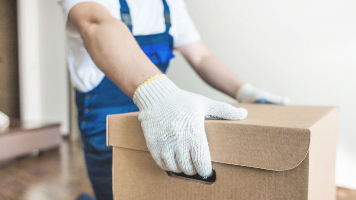 Reliable & Quick White Glove Moving Services Skokie, IL