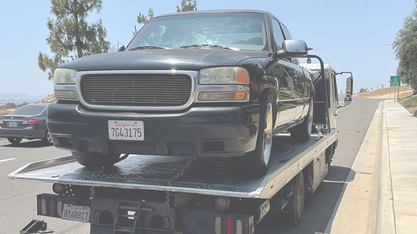 24 Hour Urgent Towing Service Riverside, CA