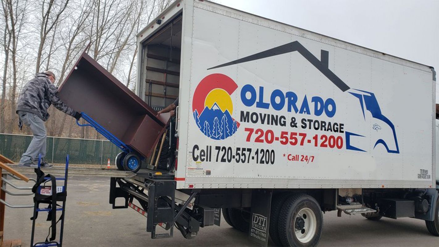 Moving & Storage Services Lakewood CO