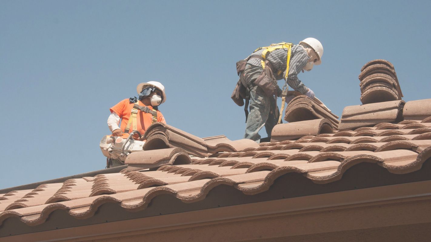 Professional Roofing Contractors at Your Service Fort Myers, FL