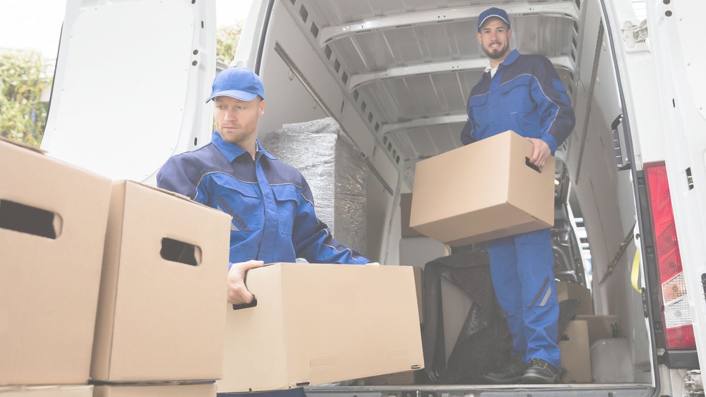 Hire Local Movers to Avoid Unpleasant Surpris Warrendale, MI