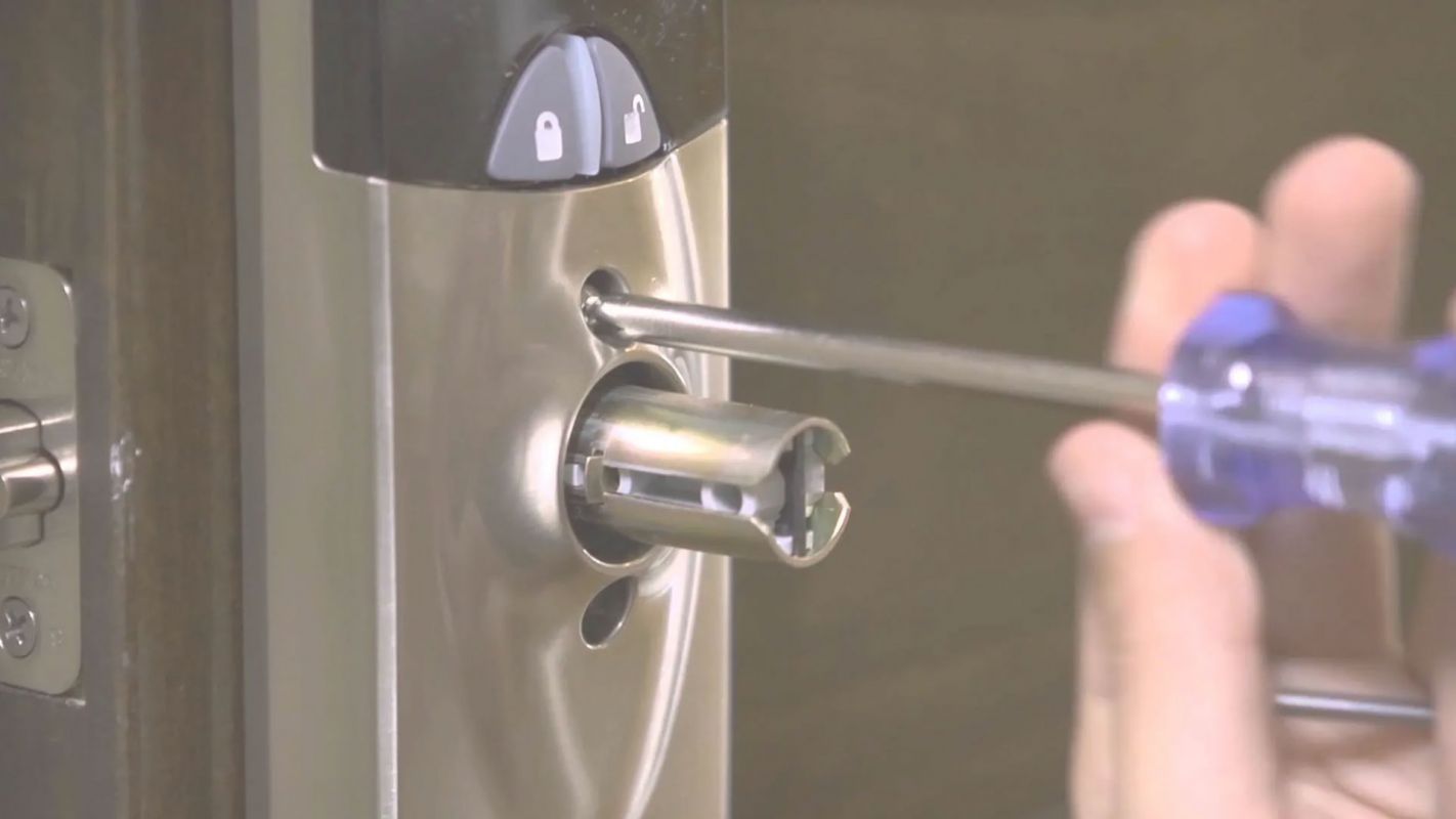 Earth City, MO Commercial Locks Change Service