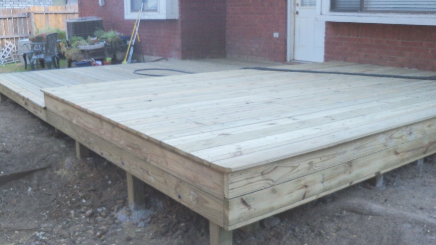 Get Professional Services from Custom Deck Builder Dallas, TX