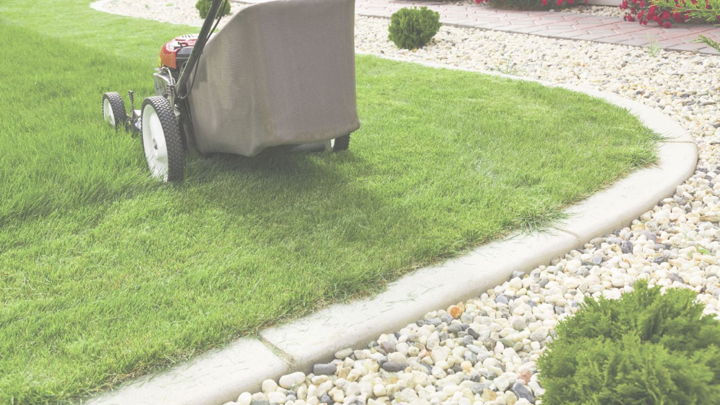 Hire Landscaping Contractors for Fewer Problems New Hyde Park, NY