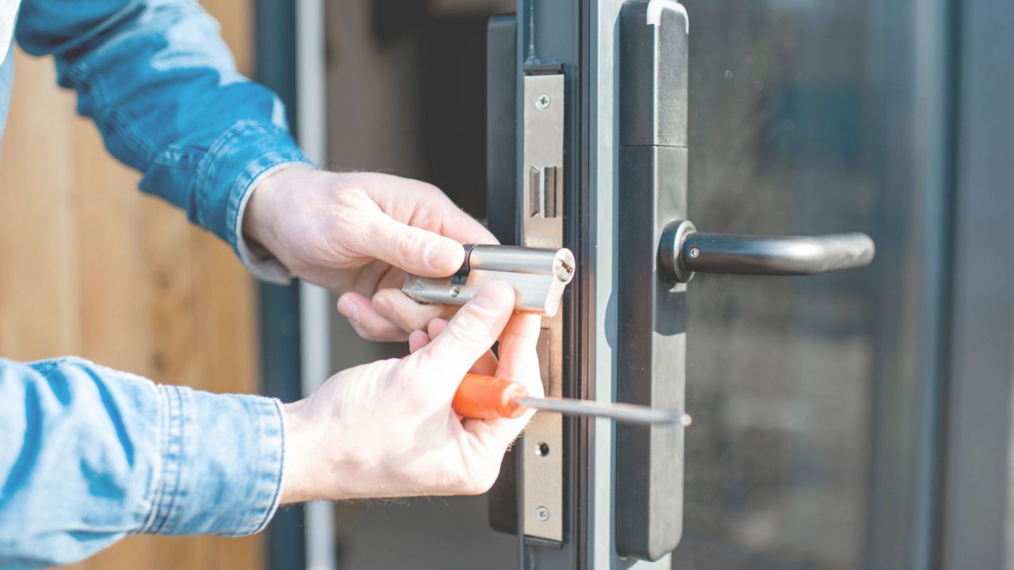 Get Our 24/7 Locksmith Service Anytime North Hollywood, CA