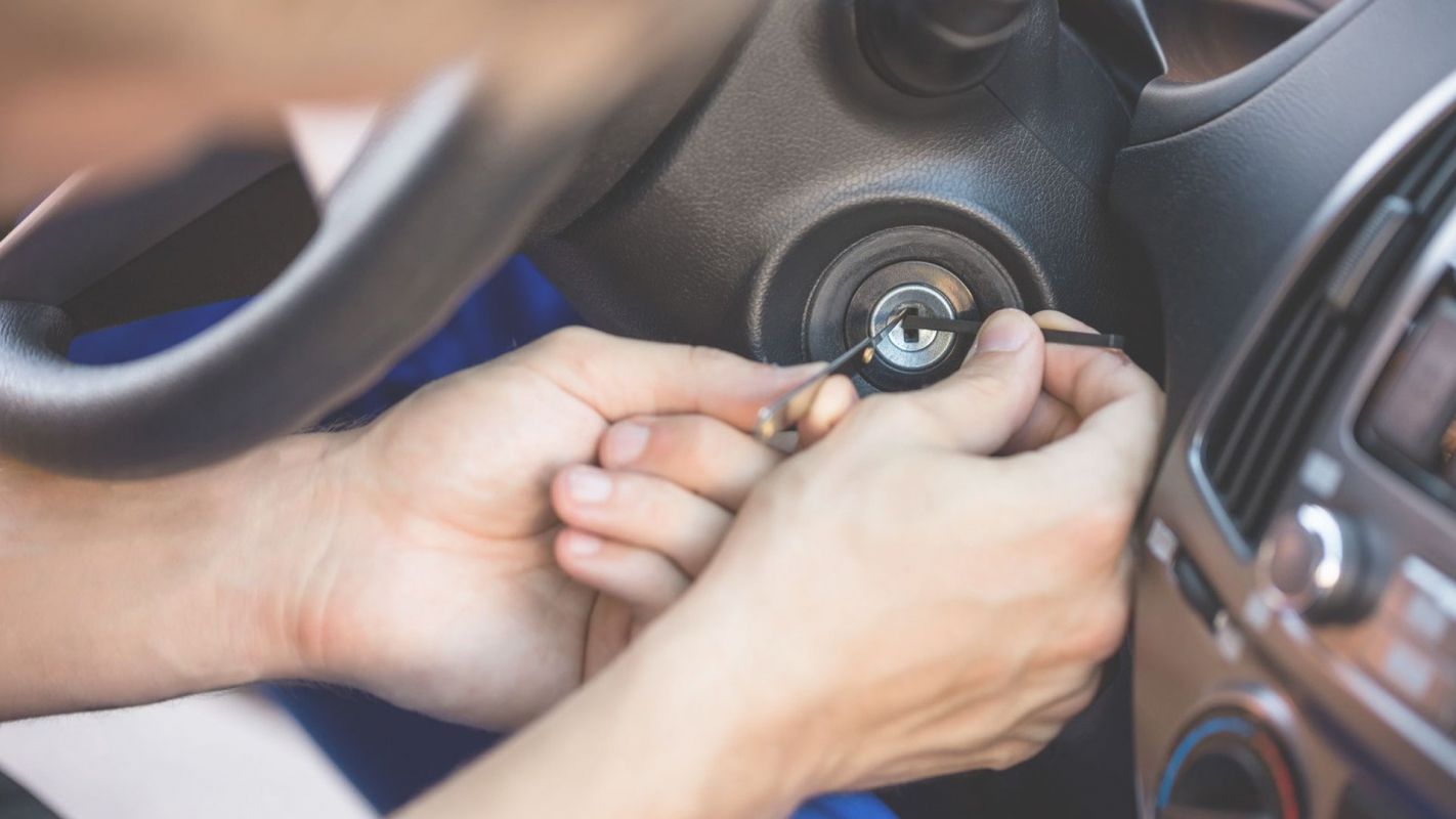 Searching for the Best Automotive Locksmiths Service? North Hollywood, CA