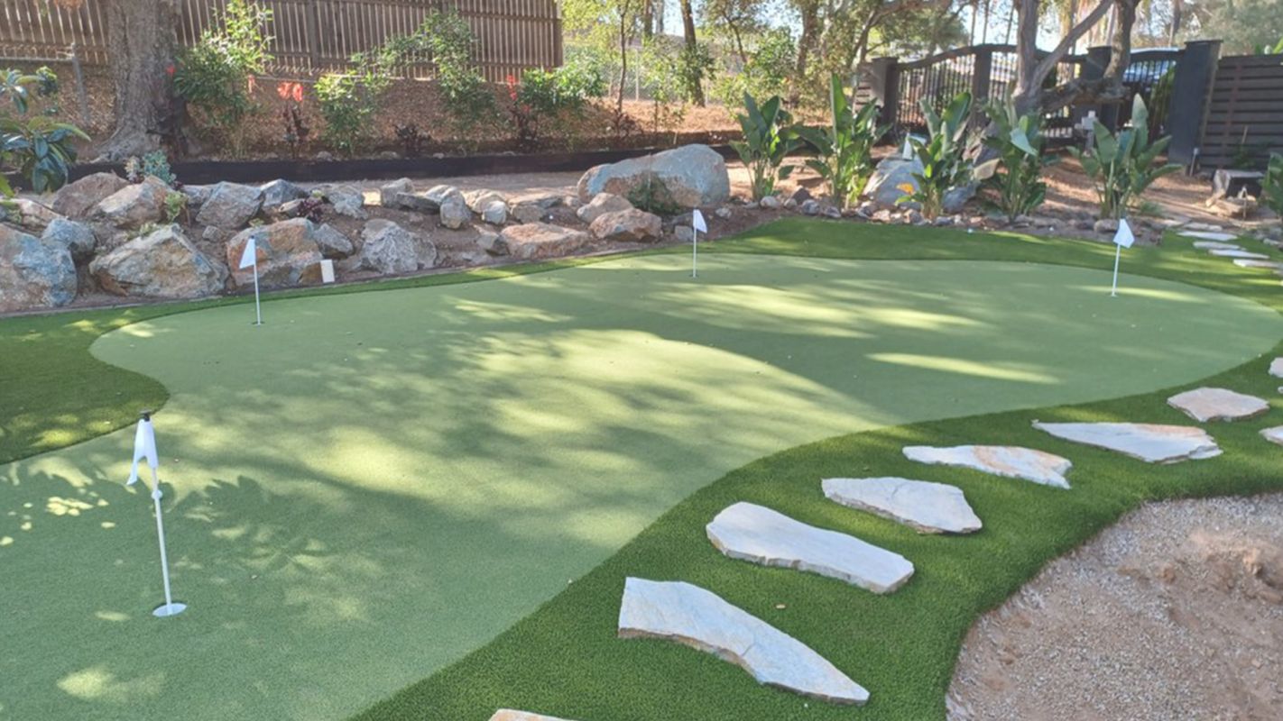 Putting Greens in Backyard Professionally Solana Beach, CA