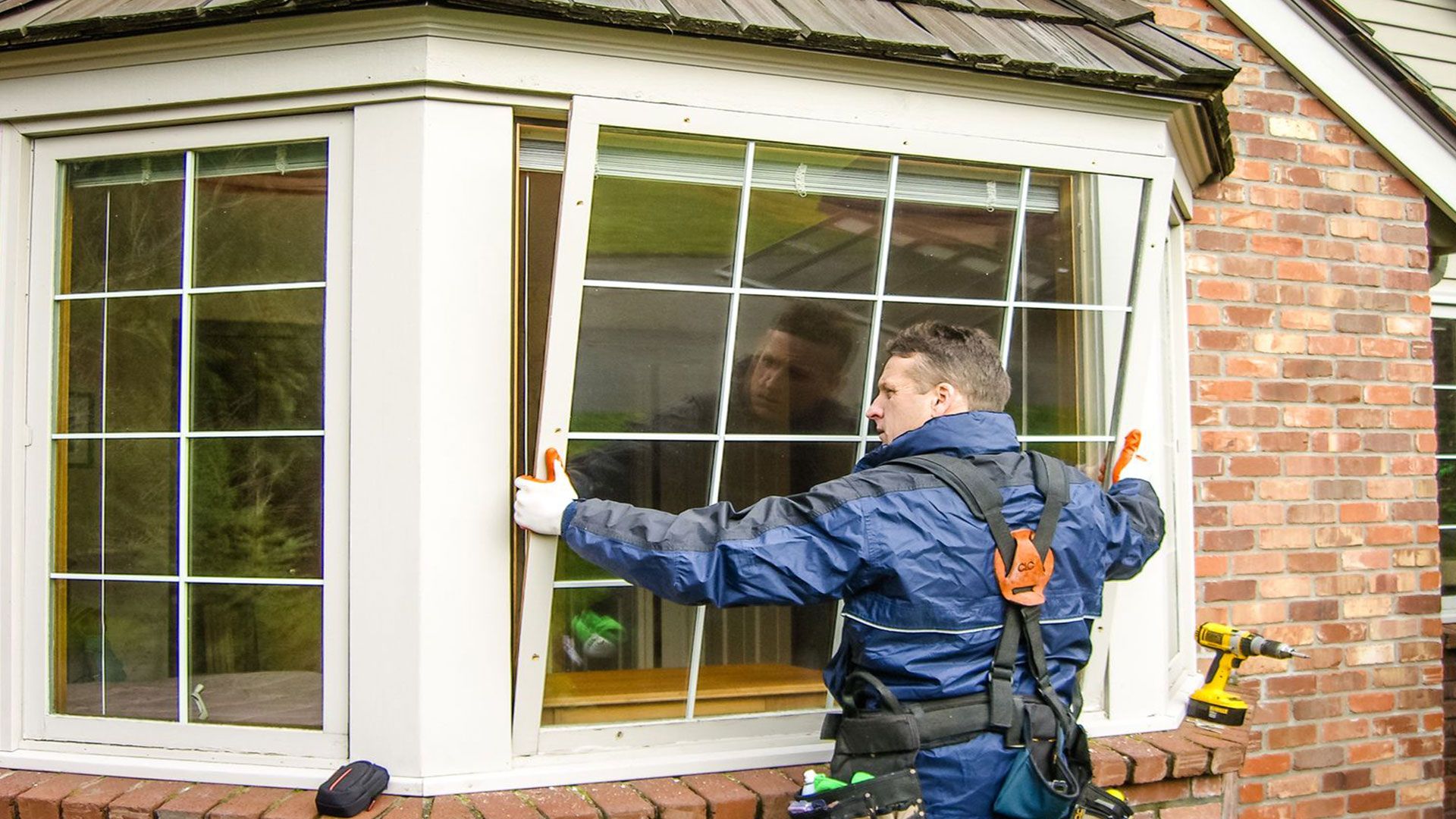 Window Glass Repair Services Greenbrae CA
