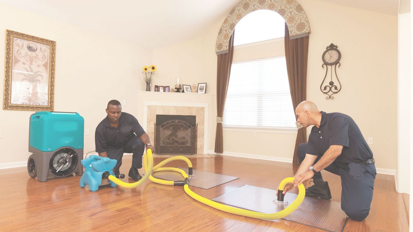 Hire Water Damage Contractors as They Have Experience Duncanville, TX