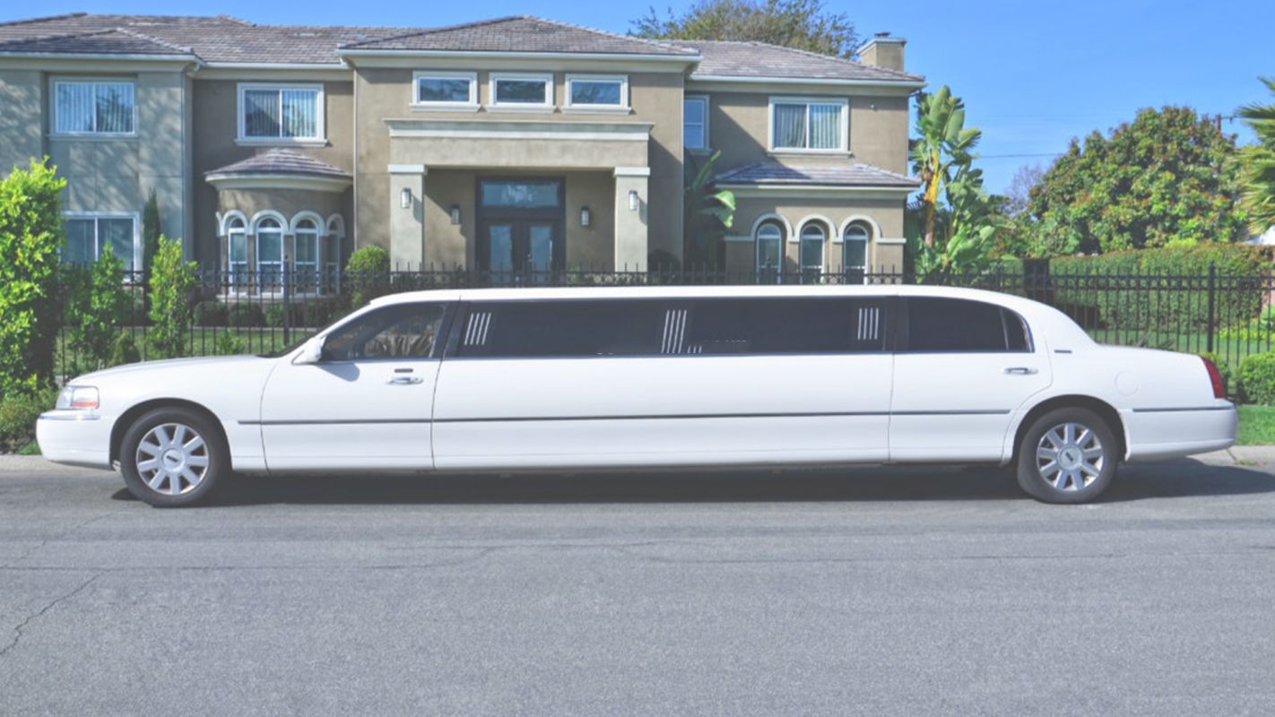Convention Center Limo – Elegant Transportation East Norwich, NY