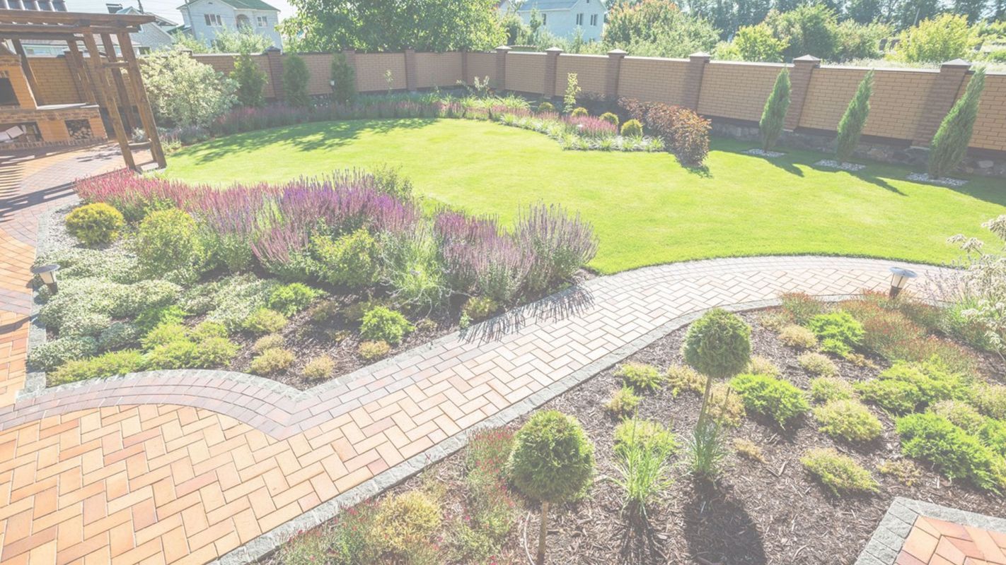 Pay Minimal Landscaping Cost in Albertson, NY