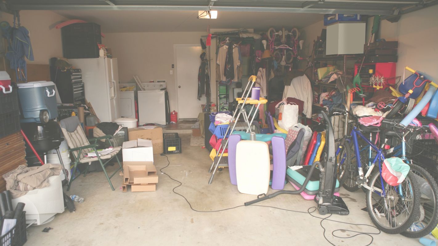 Garage Cleanout to Make Space for You Des Moines IA