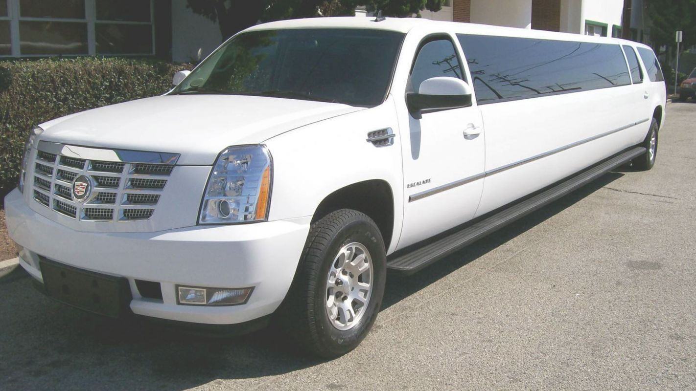 Be Boss for Your Ride in Escalade Limo Rental Winter Park, FL