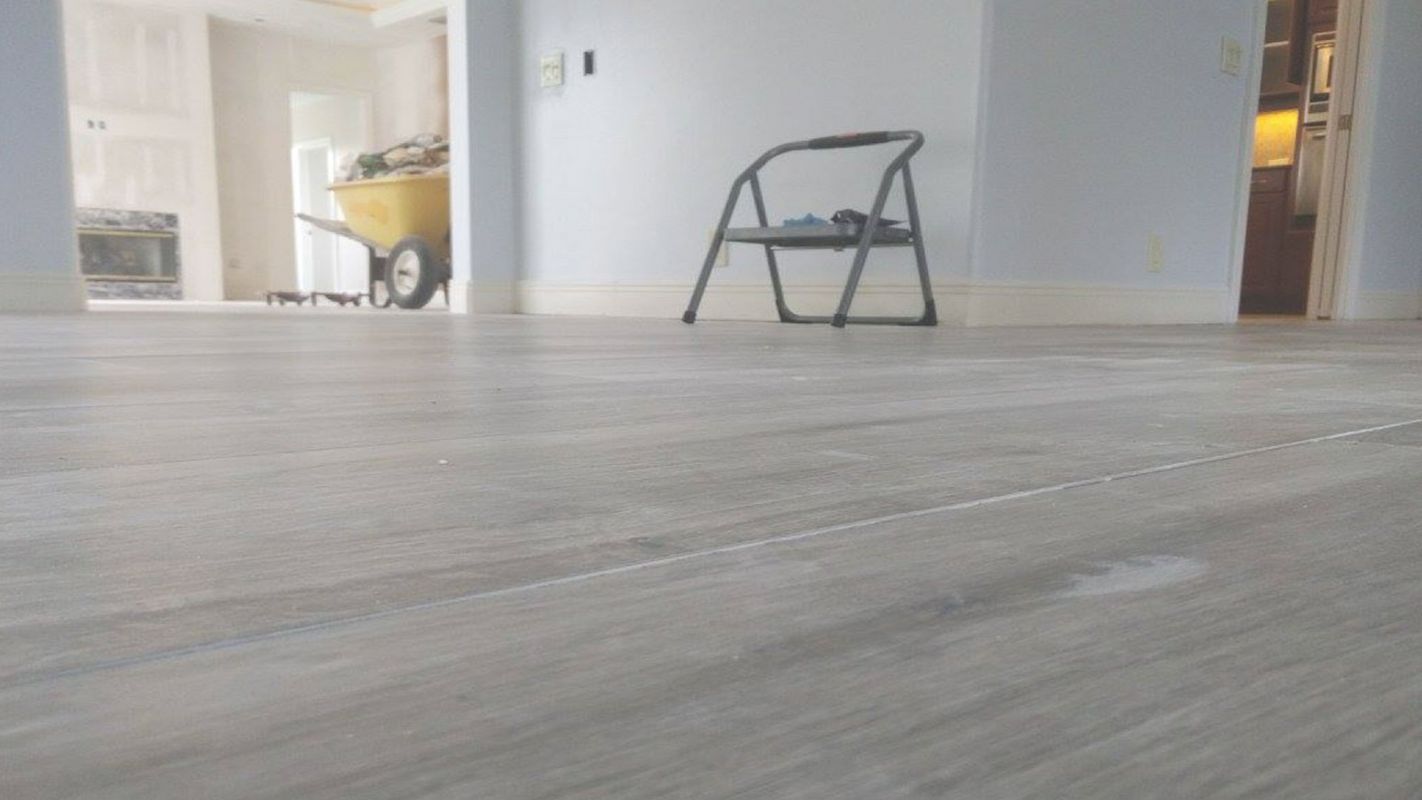 A Quality Vinyl Plank Repair with Years of Experience Lakeland, FL