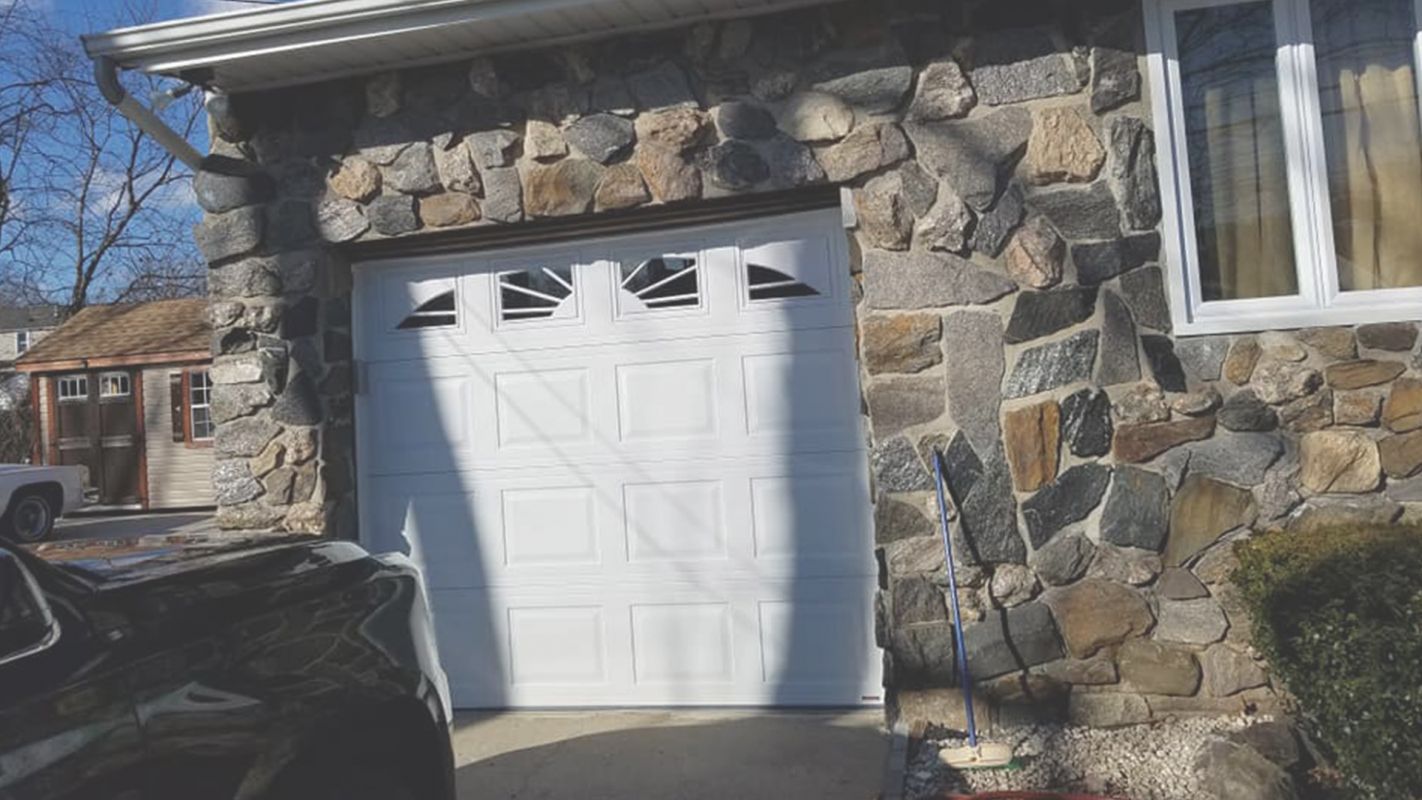 The Best Garage Door Repair Services North Babylon, NY