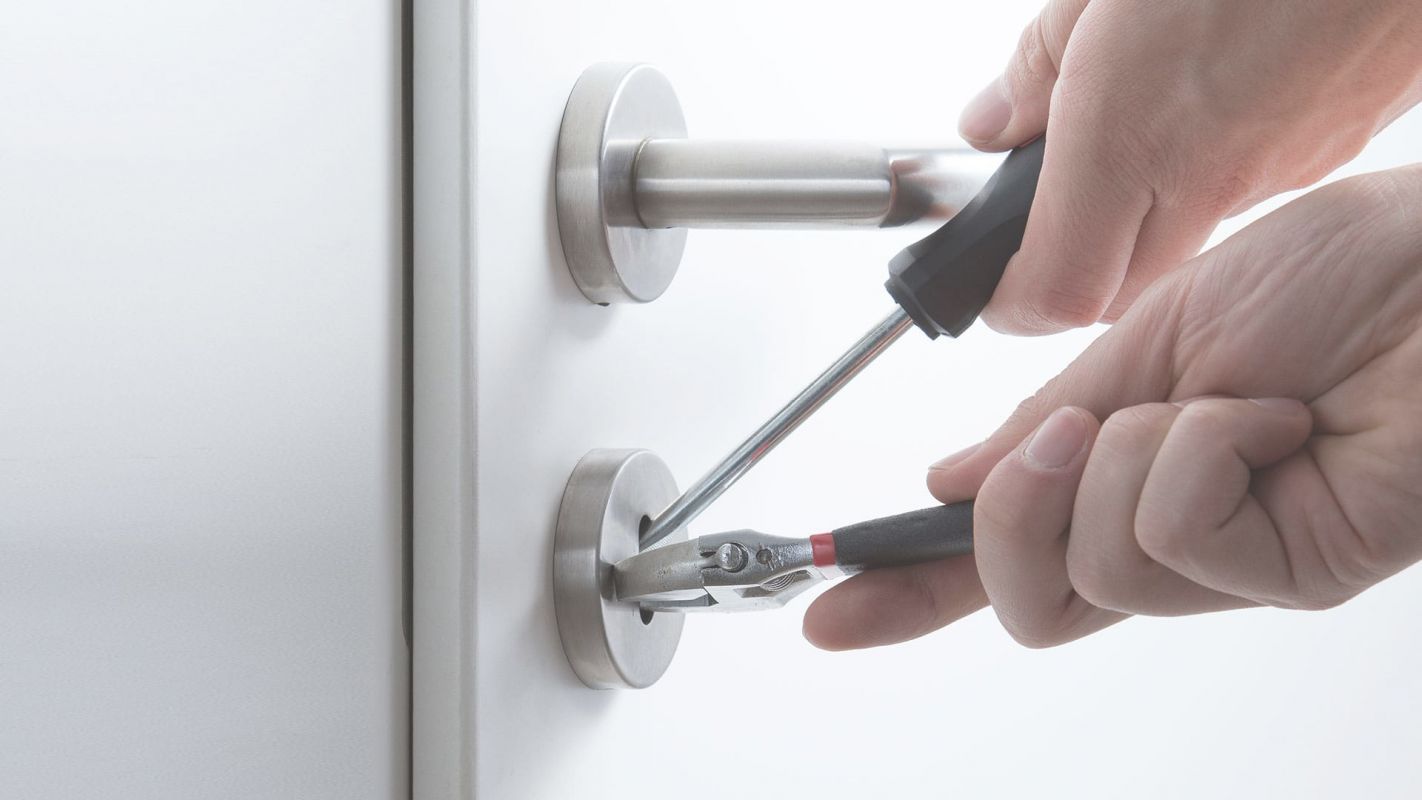 Hire Our Emergency Locksmith Services