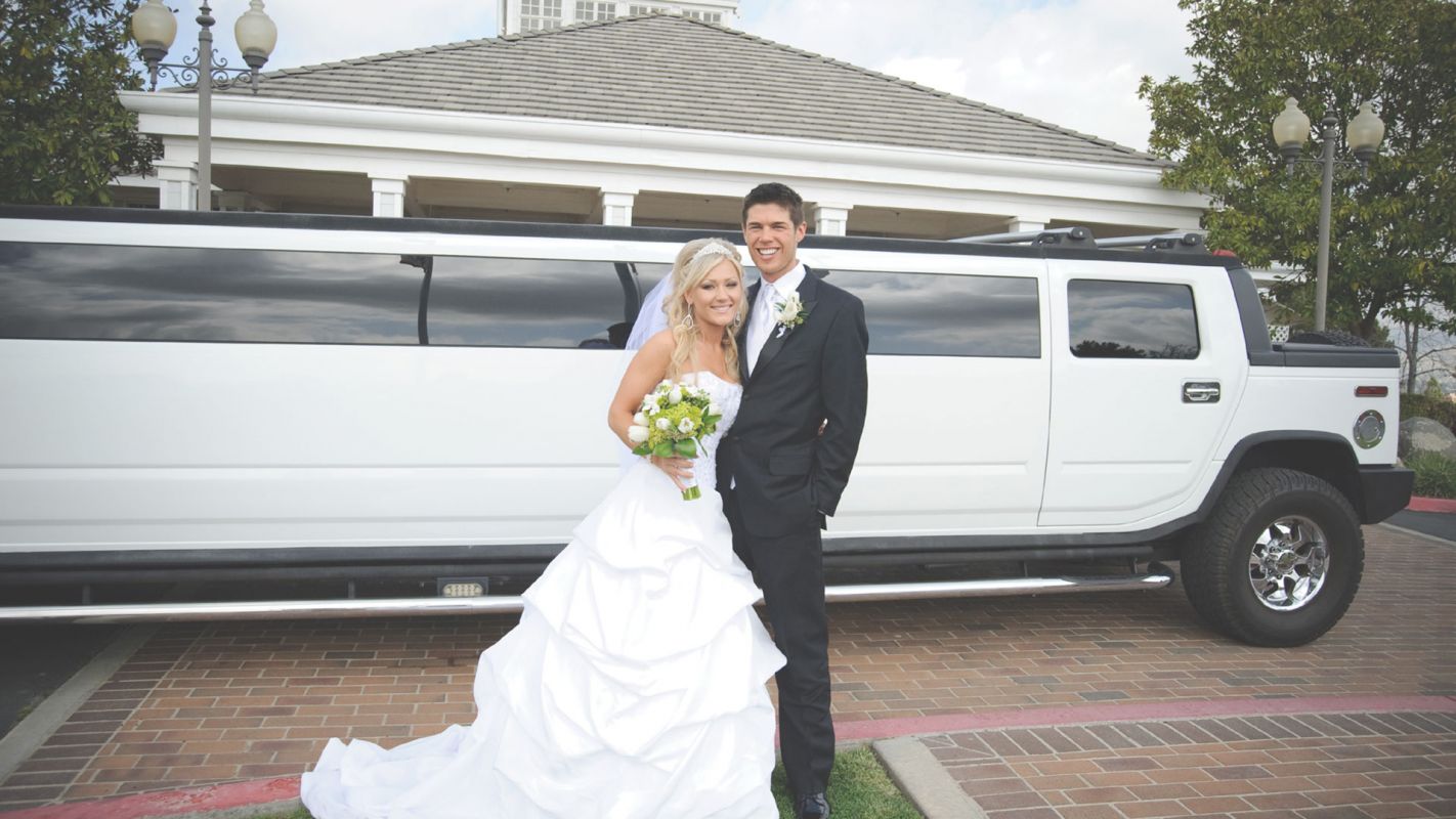 Plan Your Epic Day by Hiring Wedding Limo Service Near You Jupiter, FL