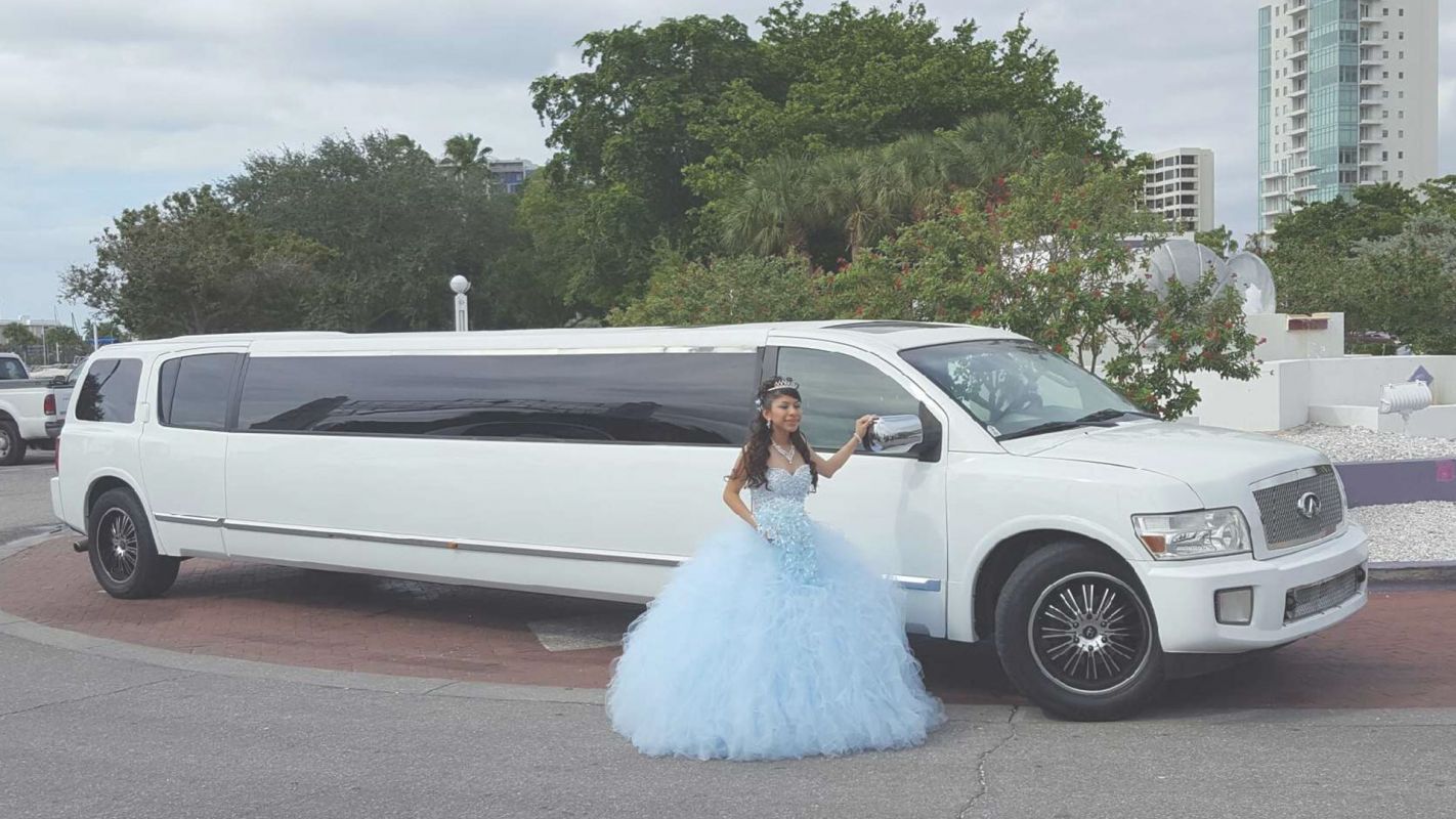 Quinceañera Limo Service That Comes with Luxury and Comfort Royal Palm Beach, FL
