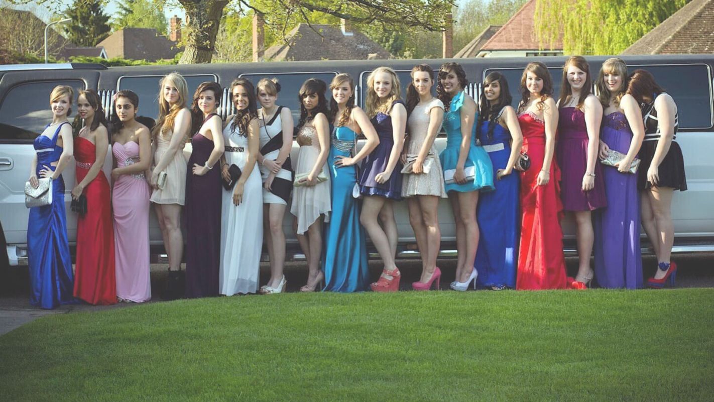 We Provide Prom Limousine Service Anytime and Anywhere. Singer Island, FL