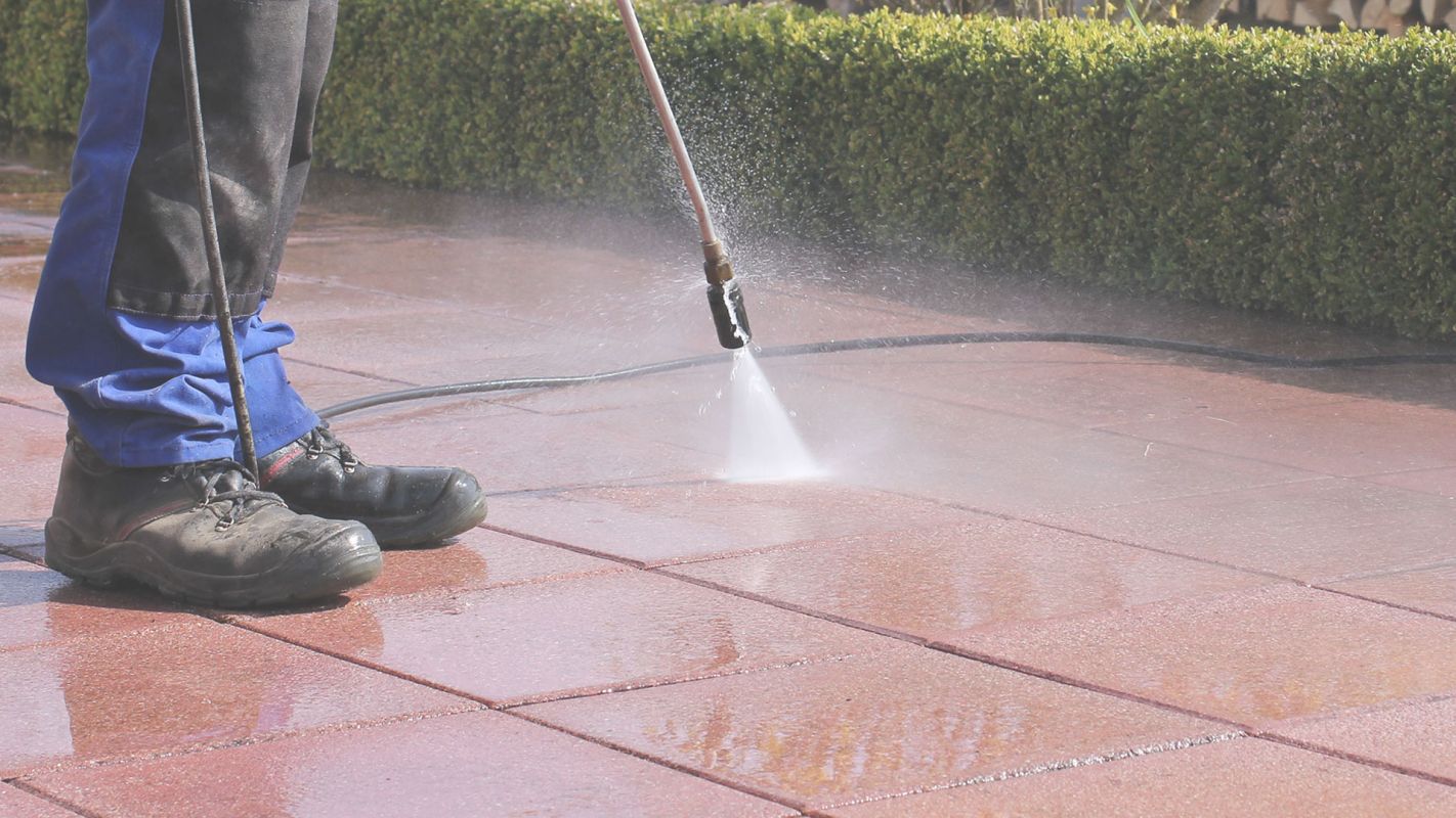 Pressure Washing Tyngsborough, MA