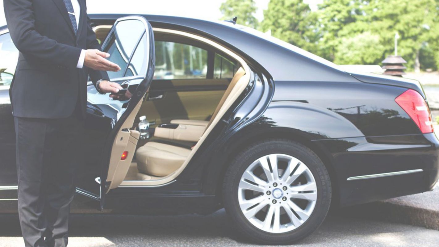 Our Hourly Limo Services are Available 24/7 Santee, CA