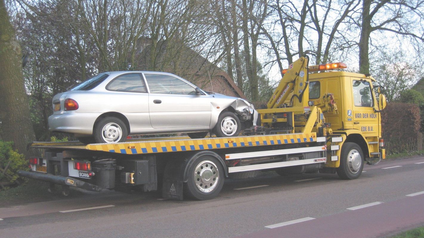 Quick Wrecked Cars Removal Douglasville, GA