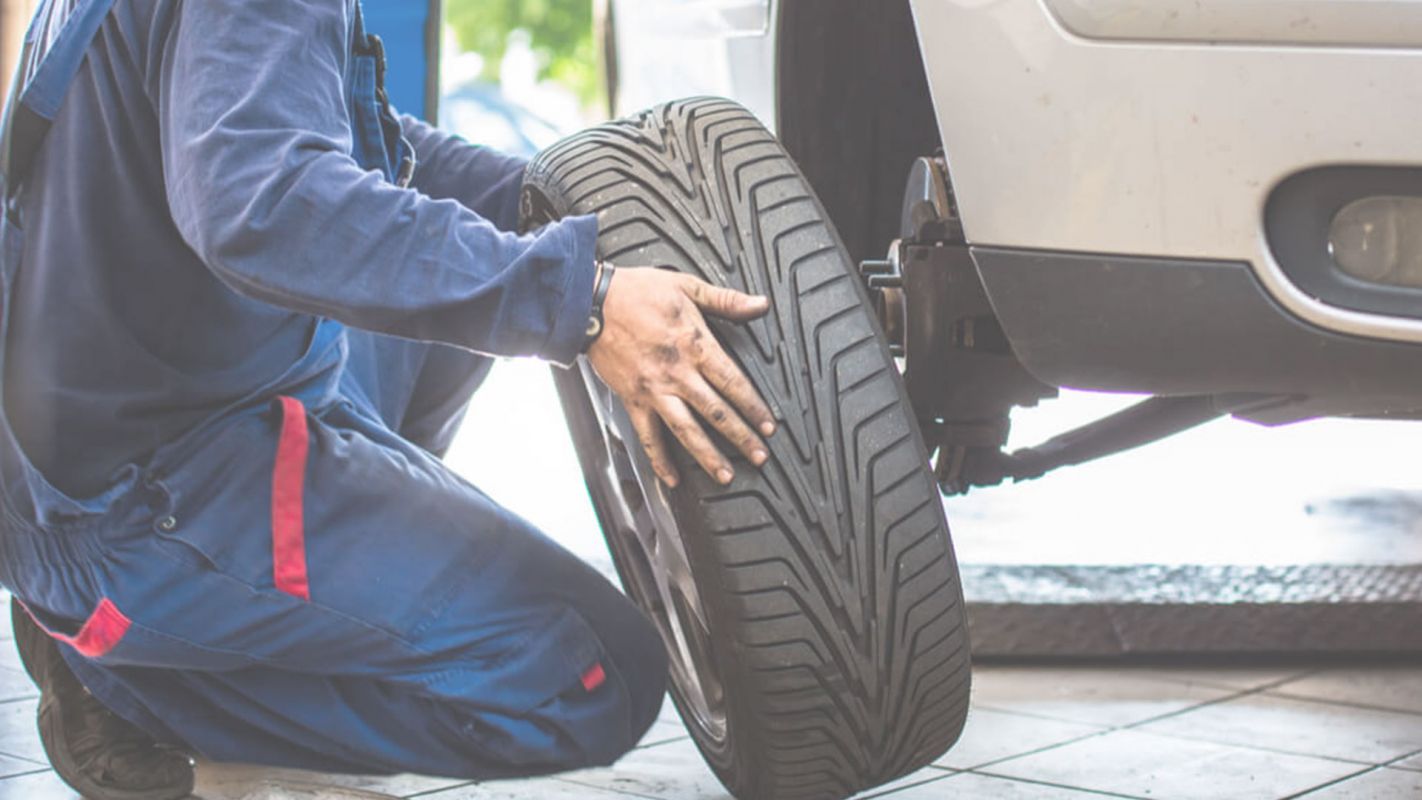 Choose Our 24/7 Tire Changing Service Lake Forest, IL