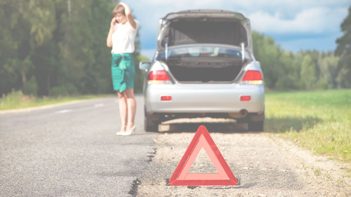 We Provide Reliable Roadside Assistance Coverage in Town Lake Forest, IL