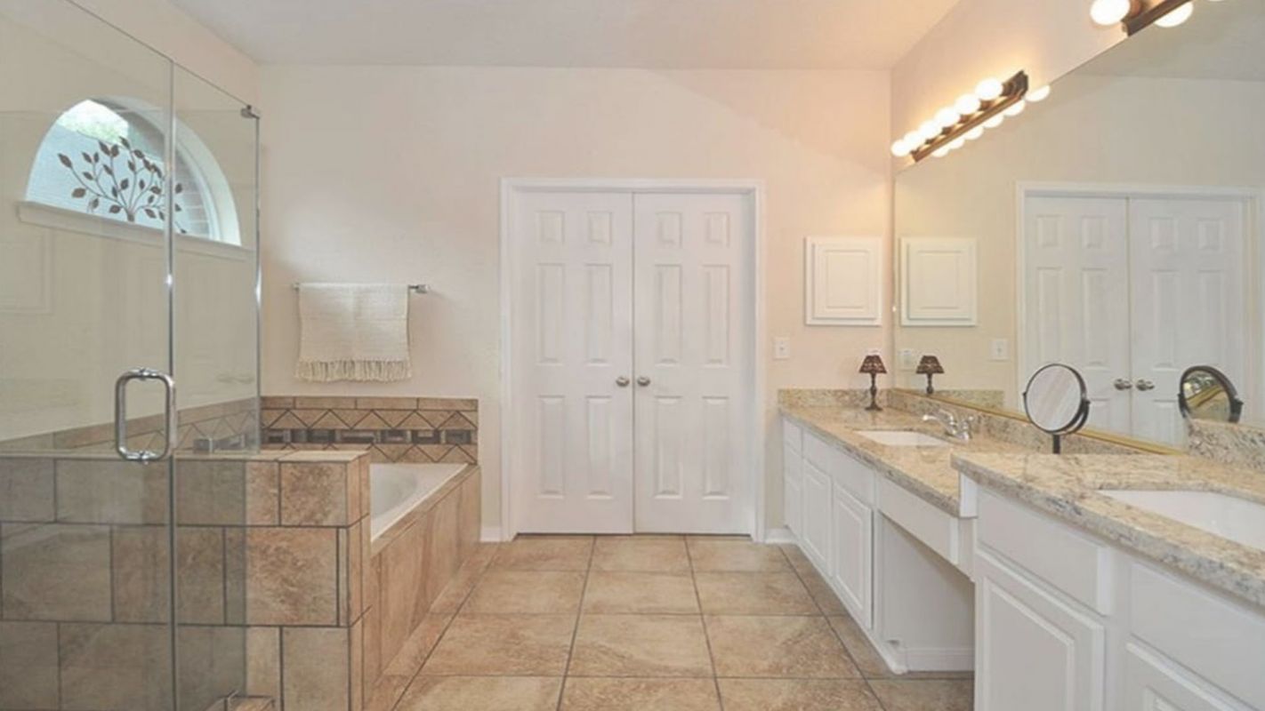 Bathroom Remodeling Service-Beautiful & Functional Bathrooms Summerwood, TX