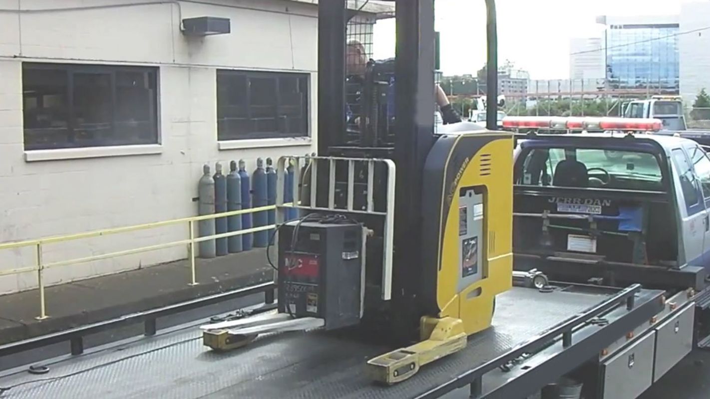 Best Forklift Towing in Chicago, IL Can Lift Your Vehicle!