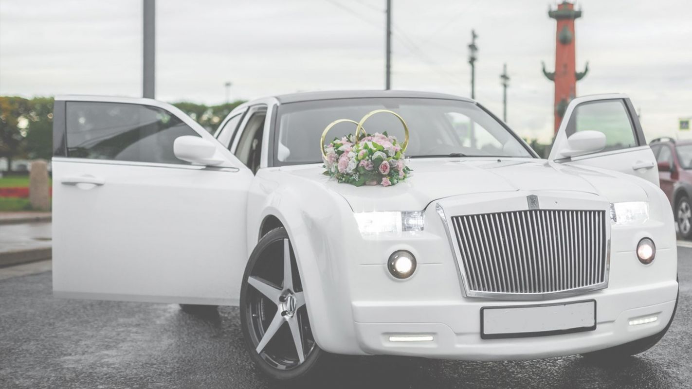 Mark Your Day with Glamour and Style with Our Wedding Limo Services Summerlin South, NV